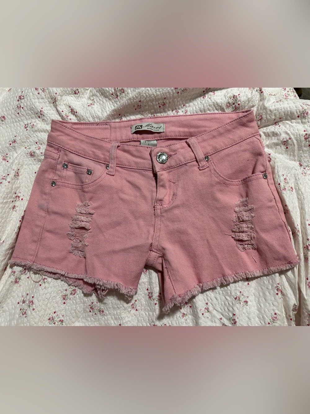 Pink Distressed Denim Shorts - Masoi